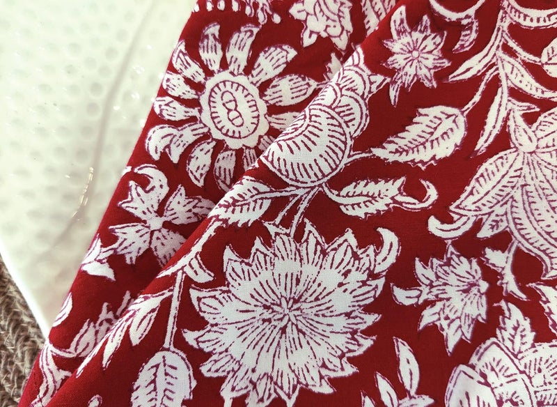AVKA Studio Cotton Print Napkins 18x18 inches  Washable Cloth Dinner Napkins Set of 12  Everyday Use or Dinner Party and Events  Red White Indian Block Printed Soft Fabric - Image 4