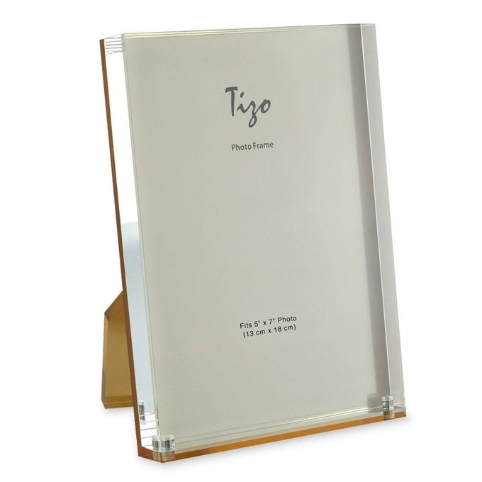DESIGN VERTICAL 5X7 LUCITE PICTURE FRAME DURABLE 1 INCH THICK CLEAR LUCITE MAGNETIC CLOSURES ELEGANT PRACTICAL BOUTIQUE QUALITY PHOTO FRAME MULTIPLE COLORS AVAILABLE