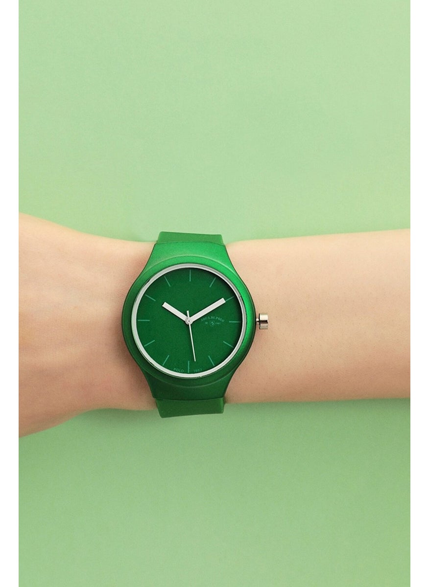 Aqua Di Polo 1987 Women's Green Silicone Strap Analog Wristwatch A9643  - Image 1