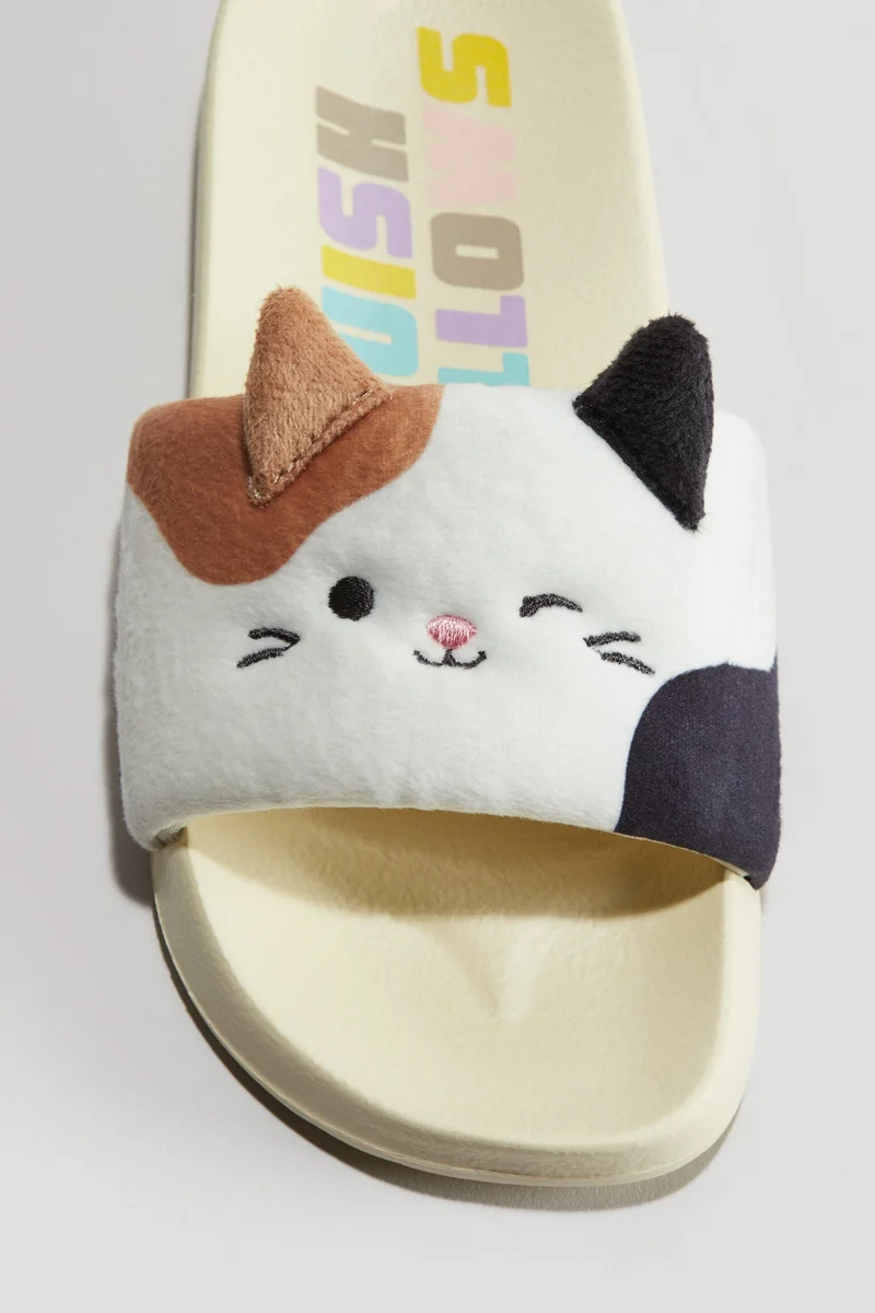 H&M Pool shoes