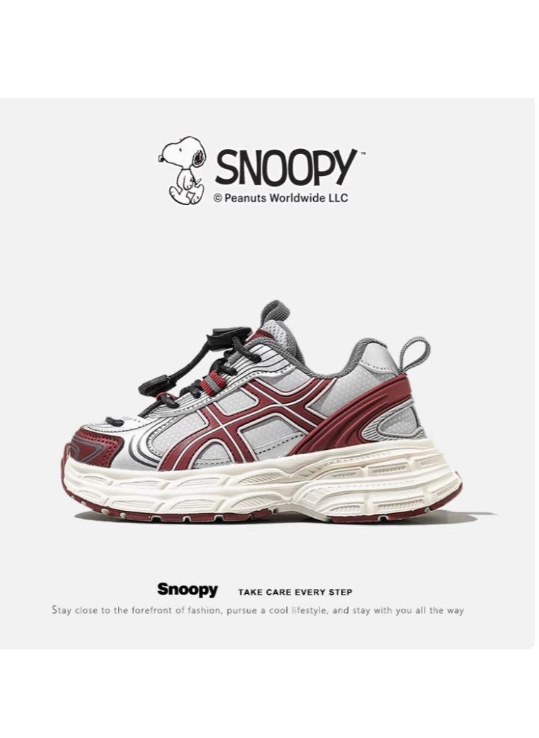 Snoopy Children's mesh breathable sports shoes  - Image 1