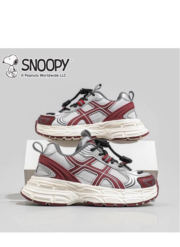 Snoopy Children's mesh breathable sports shoes  - Image 2