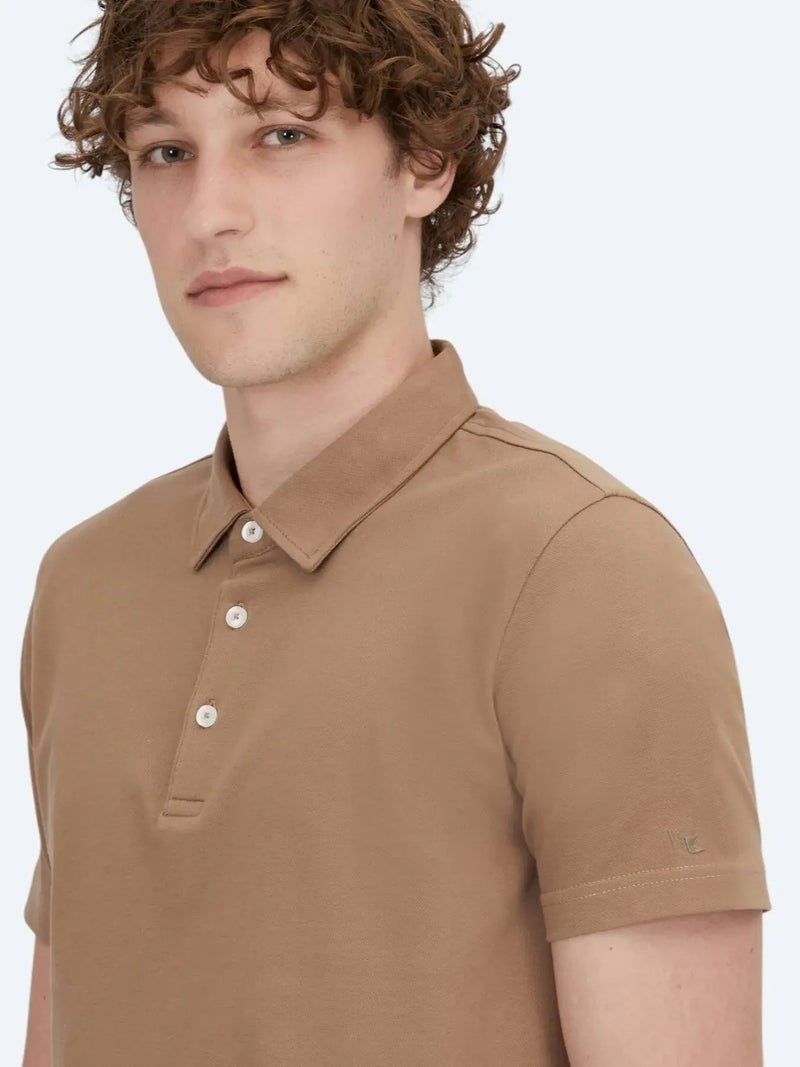كيب تيشيرت بني اللون بياقة بولو مصنوع من مزيج القطن - Image 3