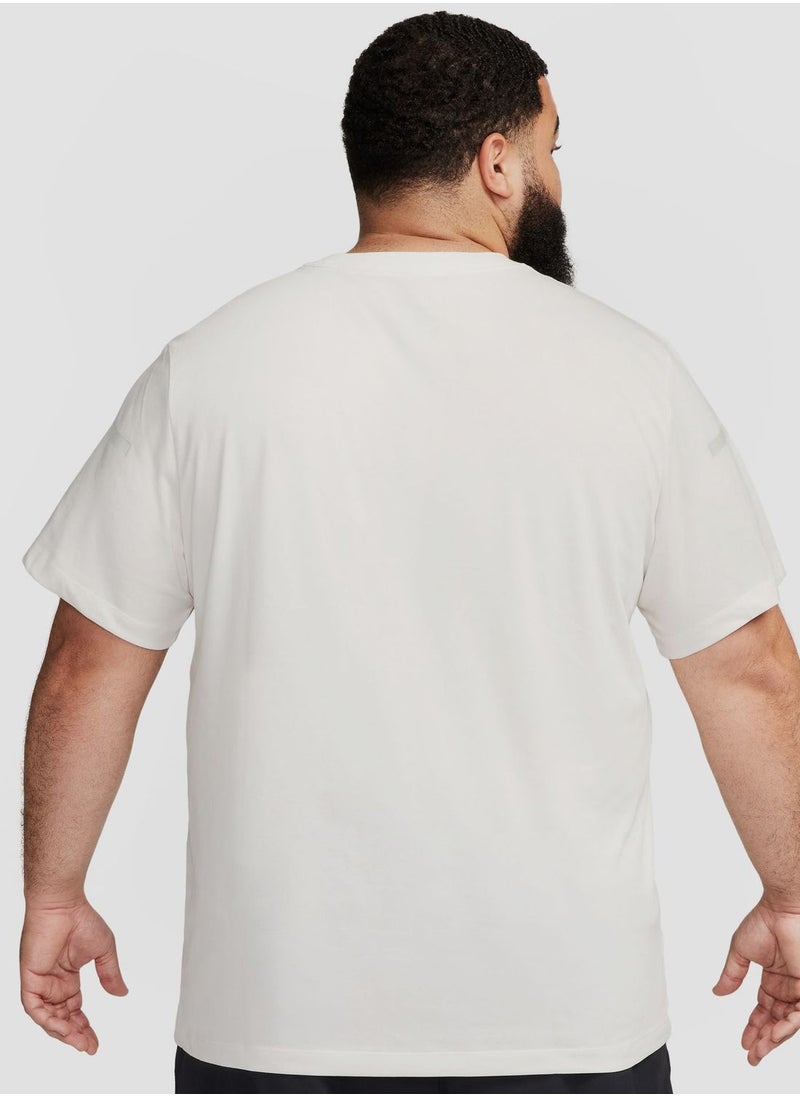 Nike - Dri-Fit Flash T-Shirt - Image 1
