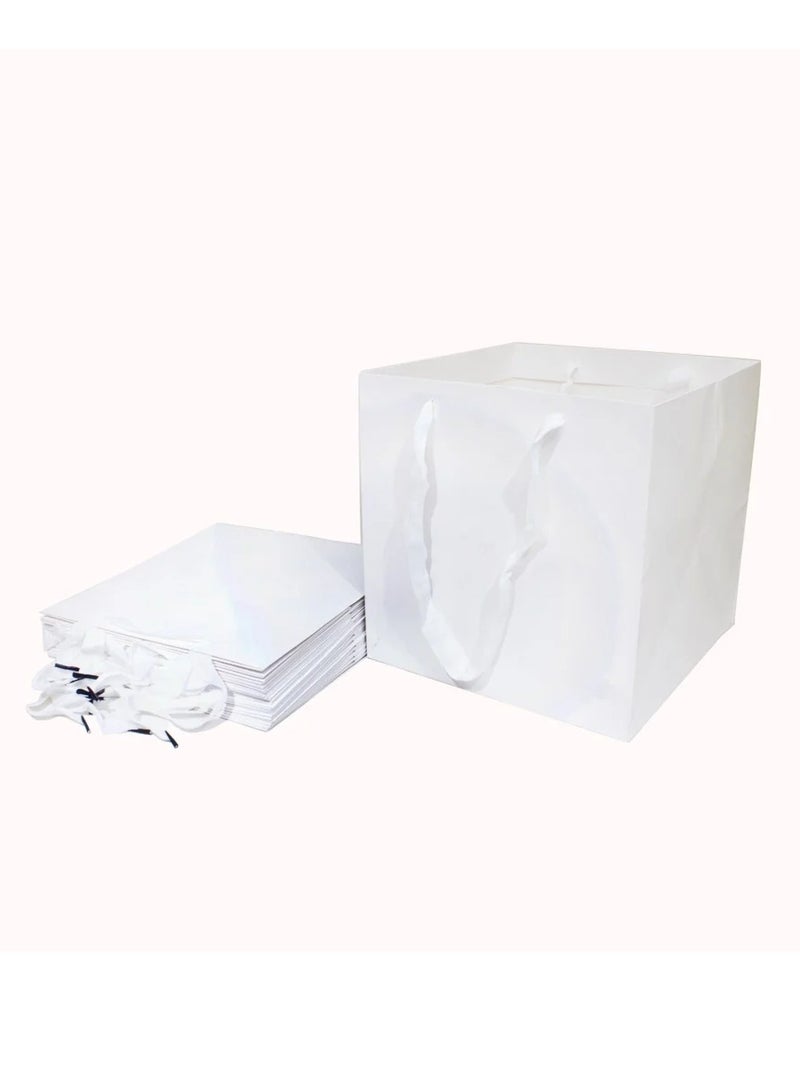 بريما طقم أكياس هدايا مربعة أبيض مكون من 6 قطعة 25x25x25 سم - Image 1