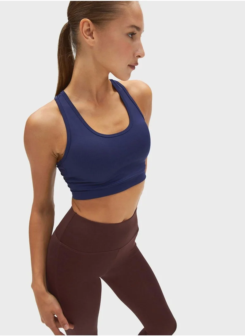 جون Halter Neck Sports Bra