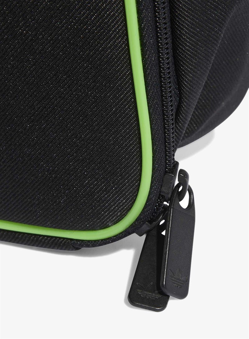 اديداس اوريجينالز حقيبة غداء ماينكرافت للطائرات للأطفال - Image 4