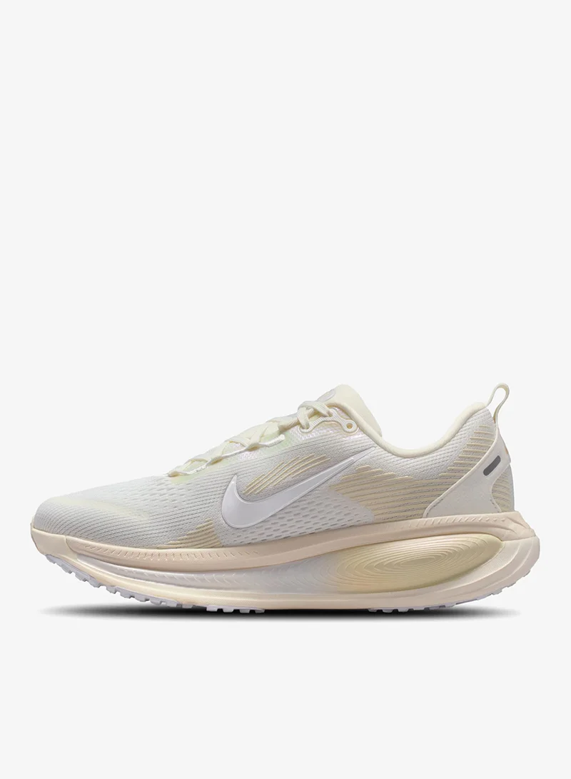 Nike White Women's Vomero 18 Road Running Shoes for Women | Best Price UAE