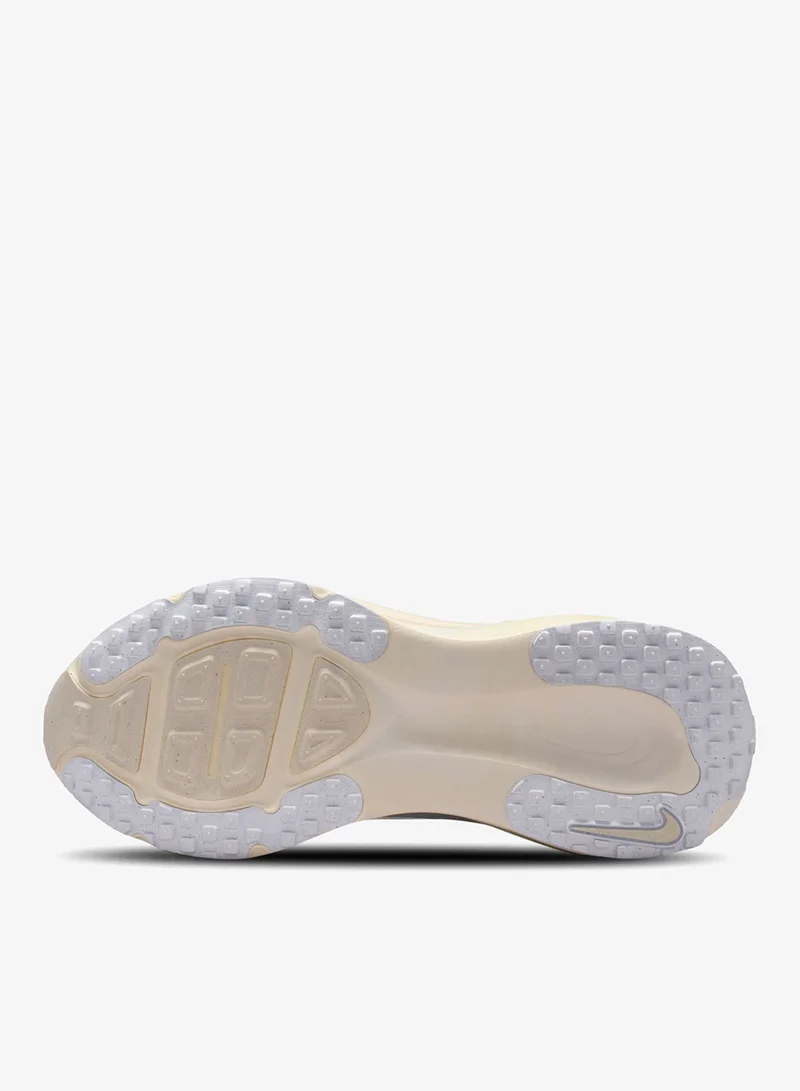Nike White Women's Vomero 18 Road Running Shoes for Women | Best Price UAE