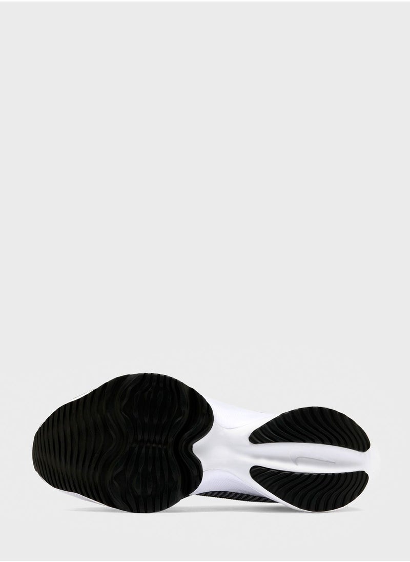 Nike - Air Zoom Tempo Next - Image 1