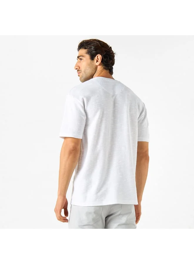 Iconic Iconic Textured Crew Neck T-shirt with Short Sleeves