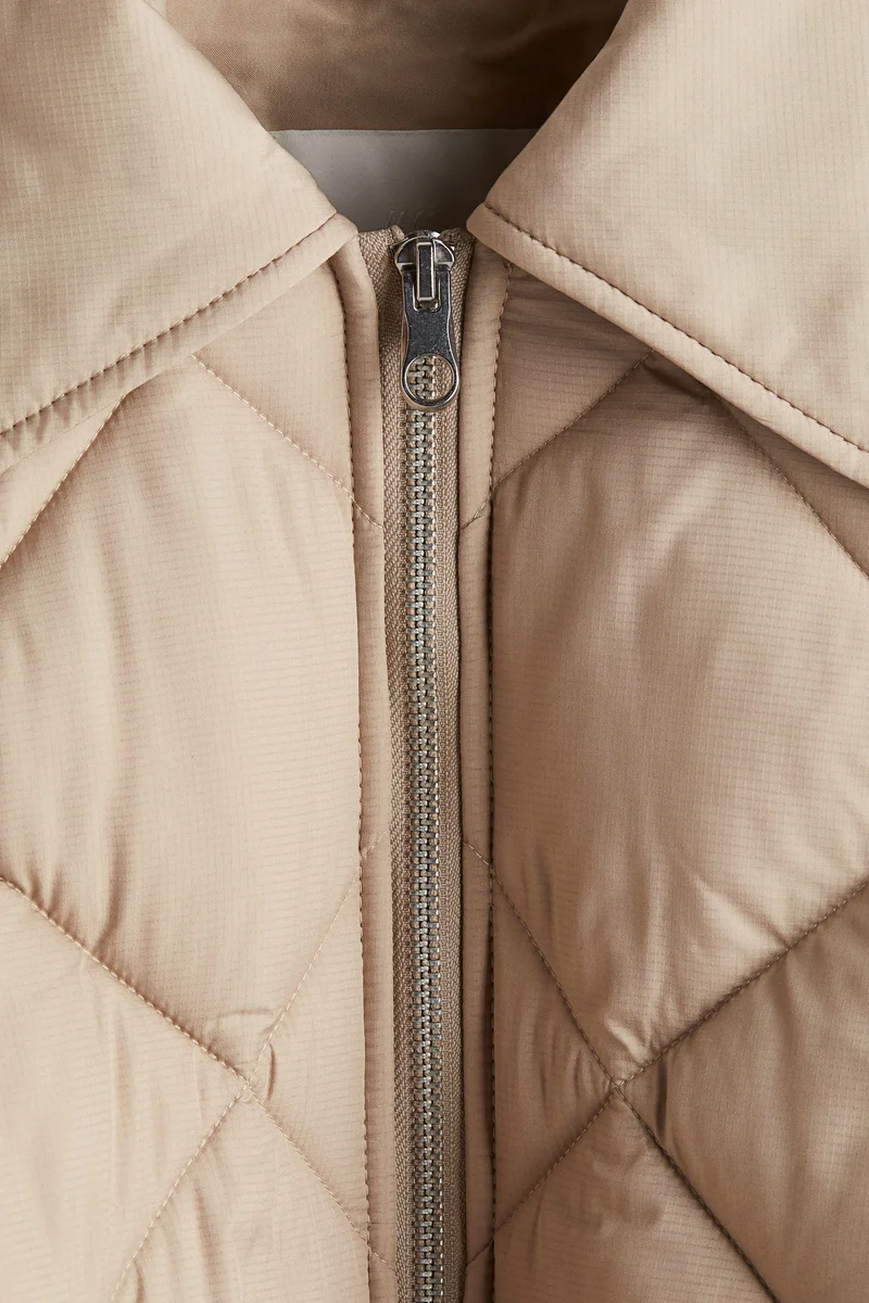 اتش اند ام جاكيت بتصميم مبطن