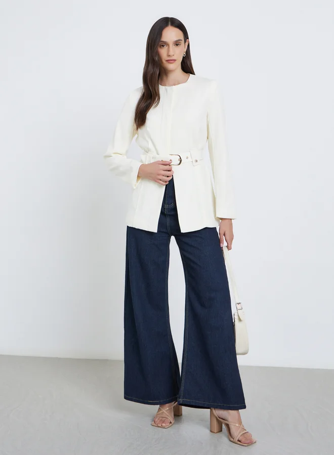 ستايلي بليزر بتفاصيل حزام