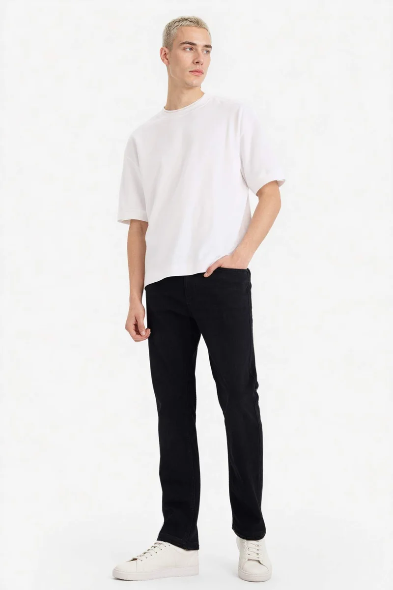 ديفاكتو Sergio Regular Fit Normal Waist Straight Leg Jeans