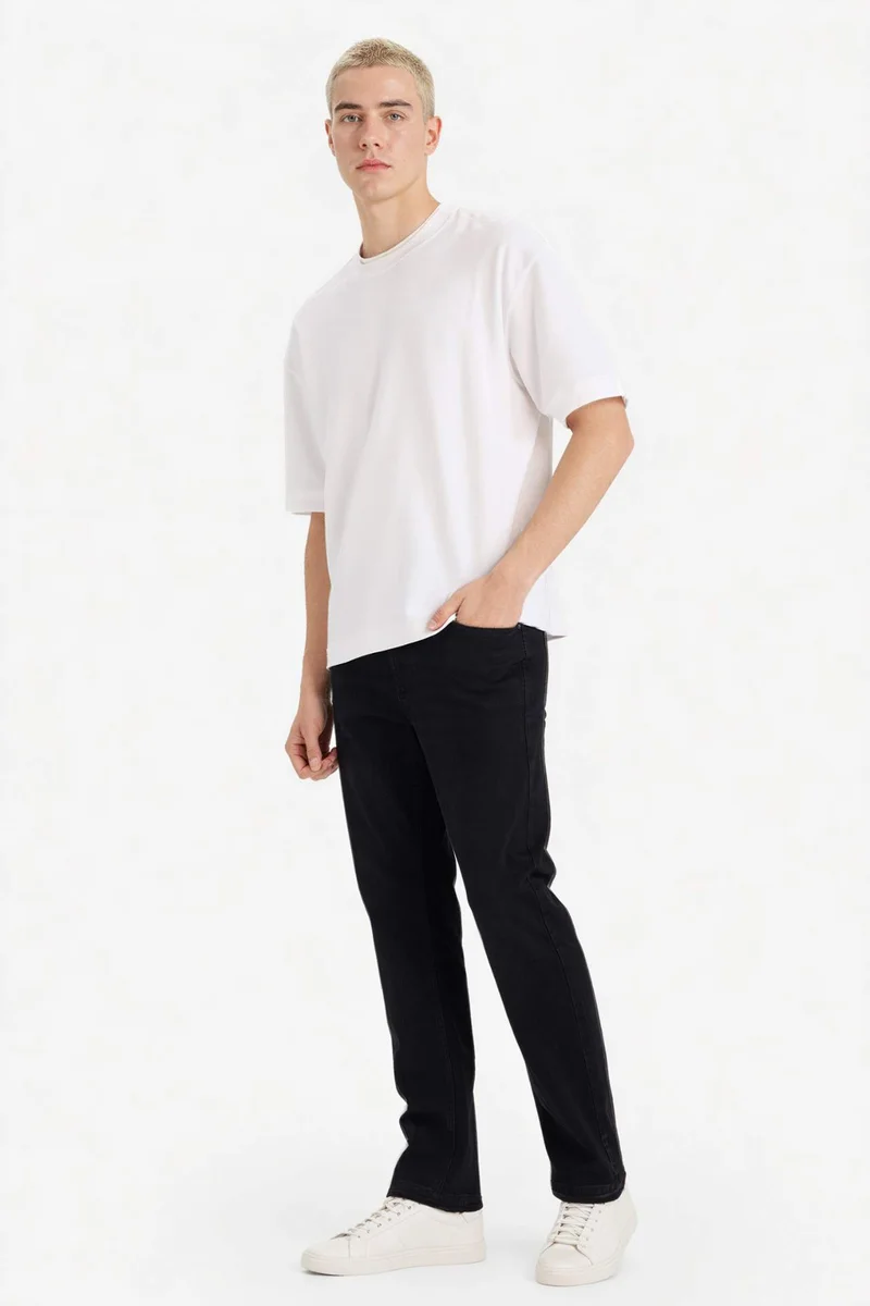 ديفاكتو Sergio Regular Fit Normal Waist Straight Leg Jeans