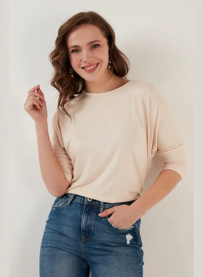 ليلا بلوزة نسائية ليلا بأكمام ترافكار وياقة دائرية