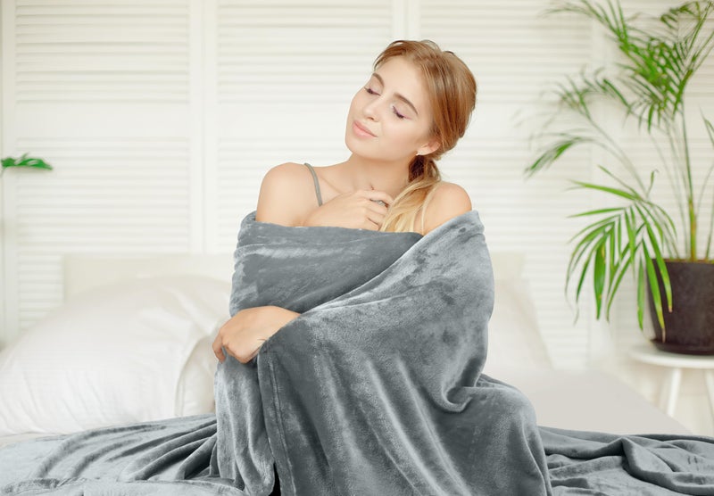 Utopia Bedding Fleece Blanket Twin Size Ash Grey 300GSM Luxury Anti-Static Fuzzy Soft Microfiber Bed Blanket (60x80 Inch) - Image 4