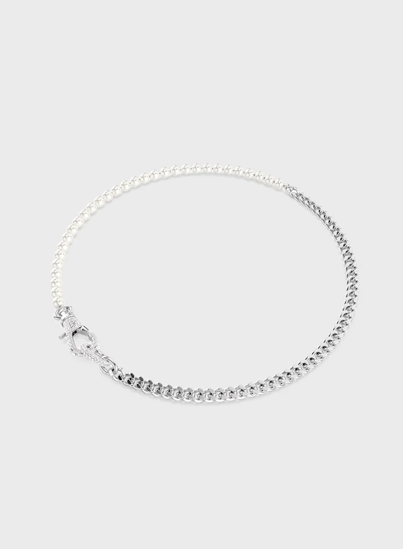 سواروفسكي عقد قصير بتفاصيل لؤلؤ