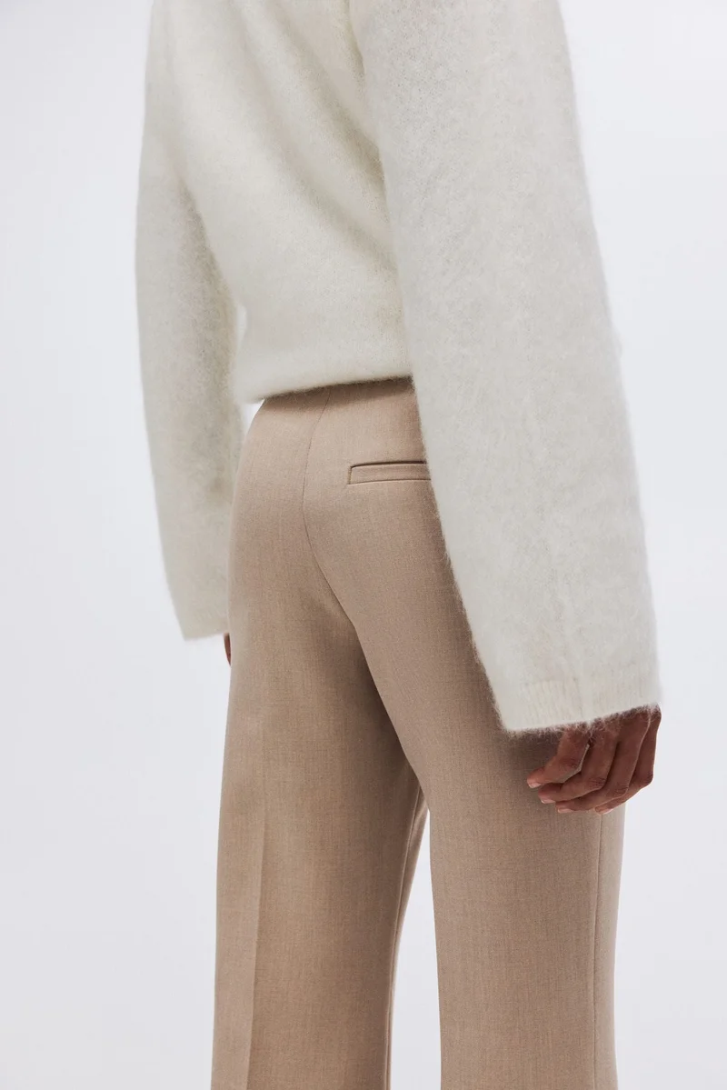 اتش اند ام بنطلون بحافة سفلية واسعة