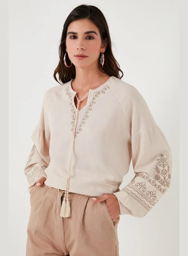 Lela Lela Collar Tied Sleeves Embroidered V Neck Regular Fit Blouse Women's BLOUSE 611BZ0368