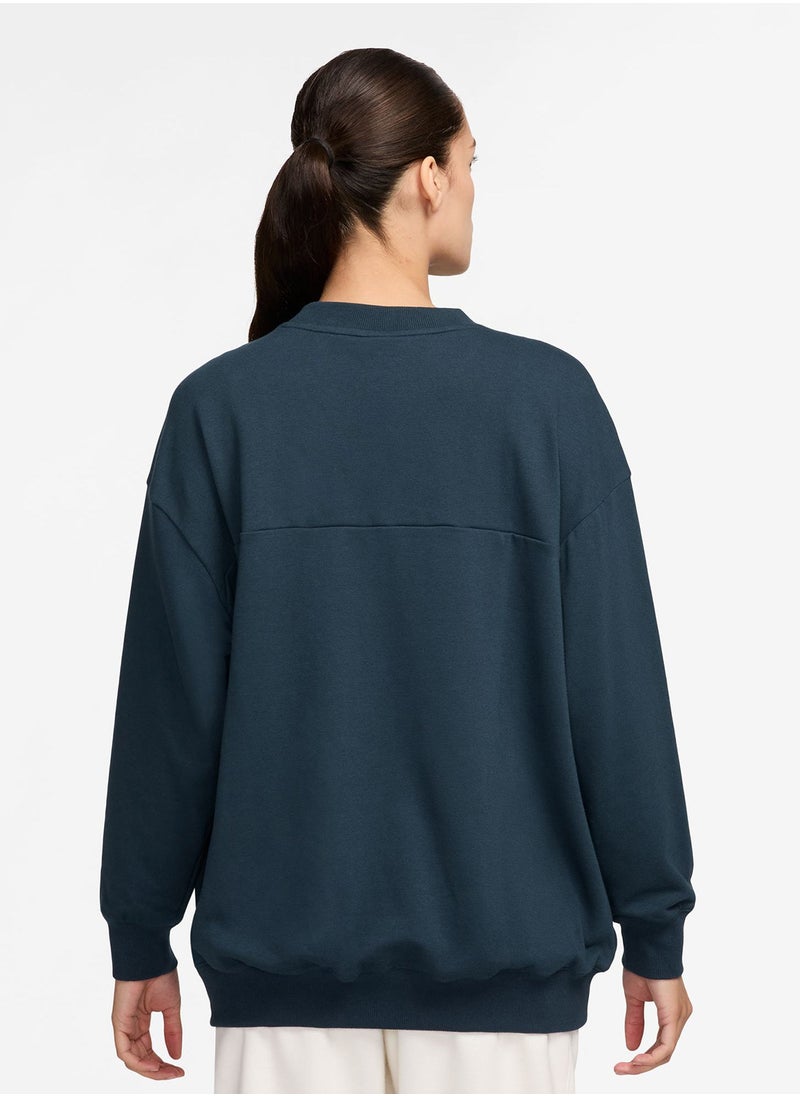 Nike Swoosh Fly Seasonal Fleece Sweatshirt  - Image 2