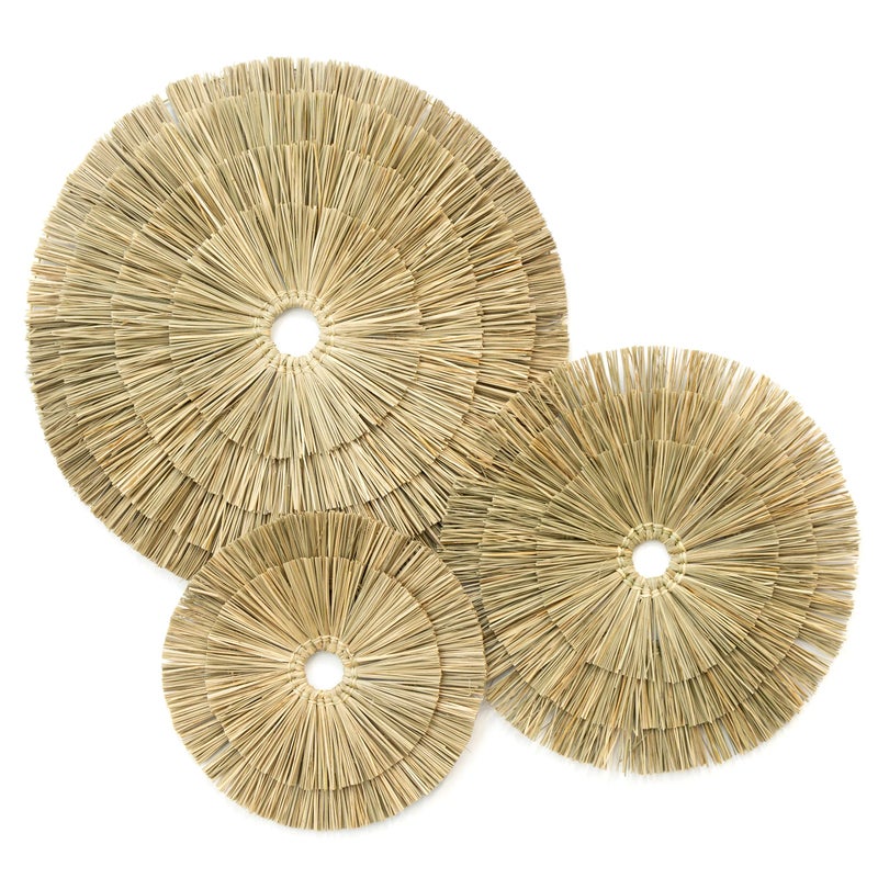 VATIMA Boho Wall Dcor  Simple Oversized Wall Basket Dcor for Home and Office  Seagrass Wicker Basket Wall Dcor Set  3pcs Flat Baskets  Easy to Hang  Handmade Design  SmallMediumLarge