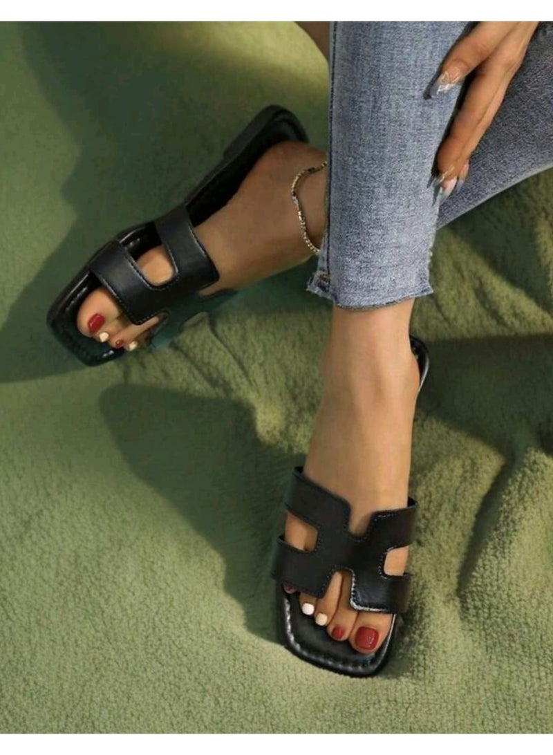 Shein Elegant Women's Vacation Essential Flat Woven Slippers, Combining Comfort And Fashion, Breathable Beach Sandals, Classic Black, Easy To Slip On And Off, Casual And Comfortable. - Image 3