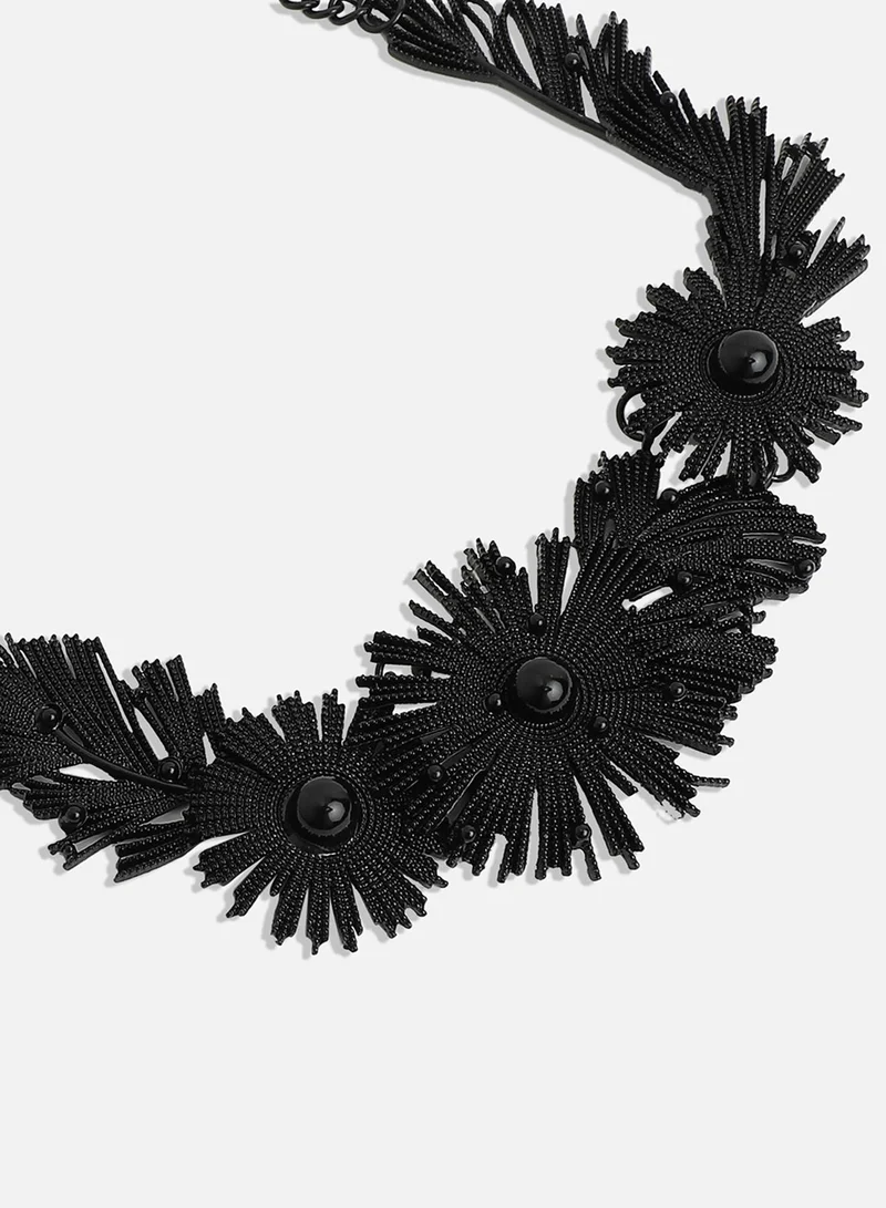 SOHI Floral Choker Minimal Artificial Necklace Jewellery