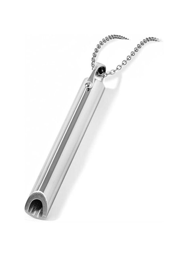 يُسلِّم قلادة من الفولاذ التيتانيوم للقلق، قلادة تنفس للتأمل، أداة للتأمل والتأمل والاسترخاء والهدوء وتقليل التوتر وتخفيف التوتر للرجال والنساء (فضي) - Image 1