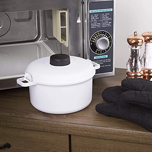 Bene Casa - 2.6 Qt. Microwave Pressure Cooker - Non-stick Surface and Locking Lid - Cooks Up to 12 Cups of Cooked Rice (6 Cups Uncooked) - Image 4