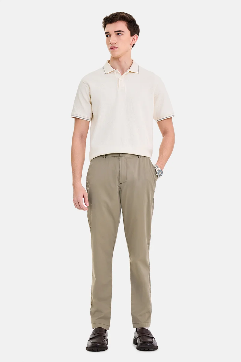 سنيتش Brown Solid Regular Fit Casual Trousers