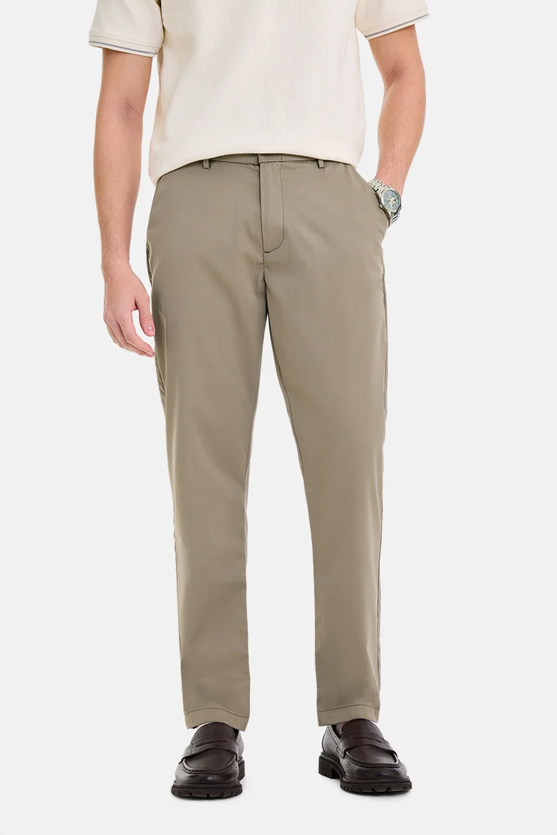 سنيتش Brown Solid Regular Fit Casual Trousers