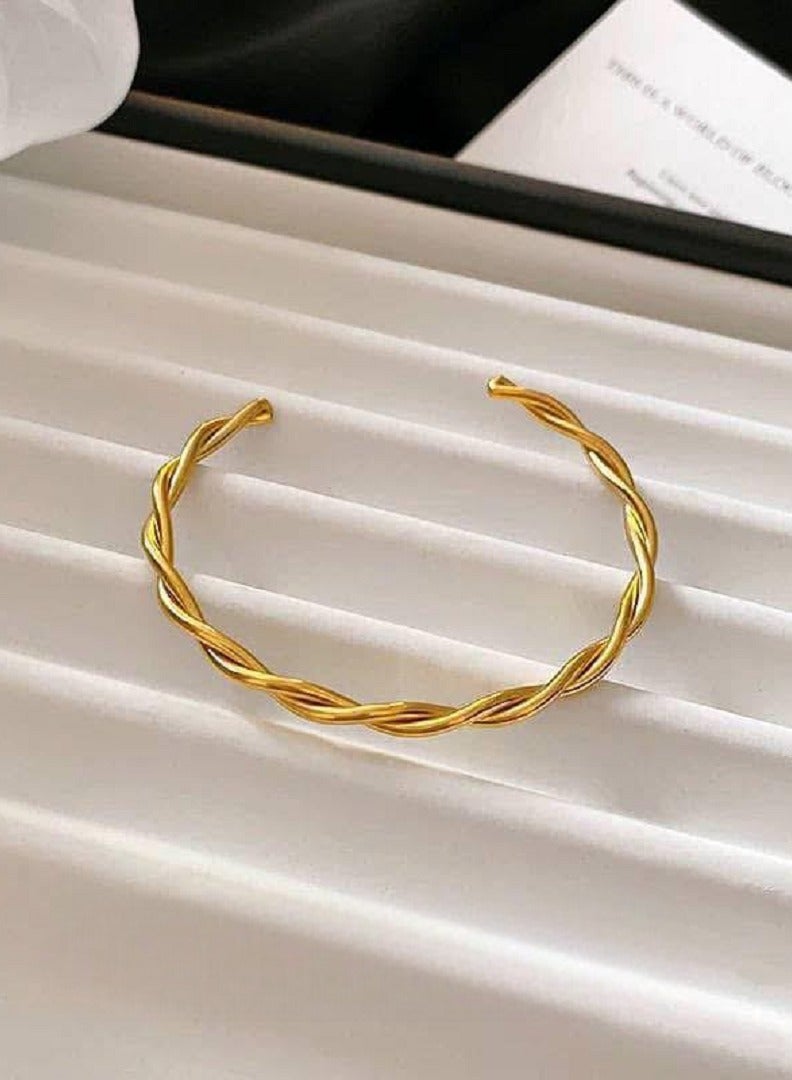 WARD Women's Bracelet Twisted Without Clasp in Gold Color, Made of Stainless Steel - Image 2