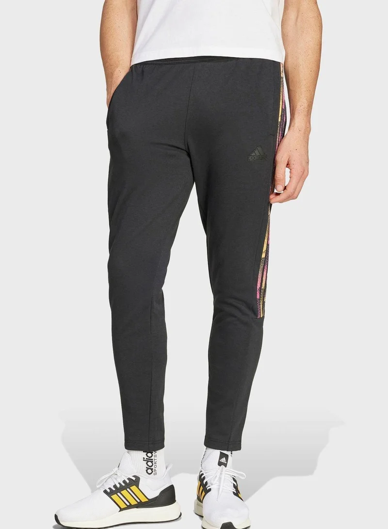 Adidas M TIRO PT Q2