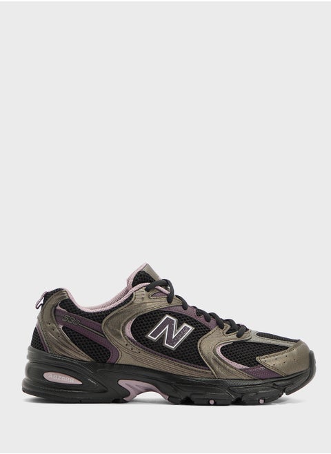 530 Sneakers