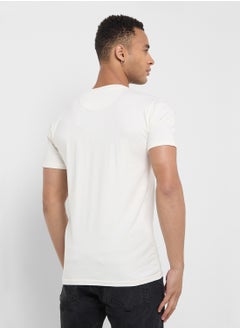 GUESS Logo Detailed Crew Neck Short Sleeve T-Shirt  - Image 2