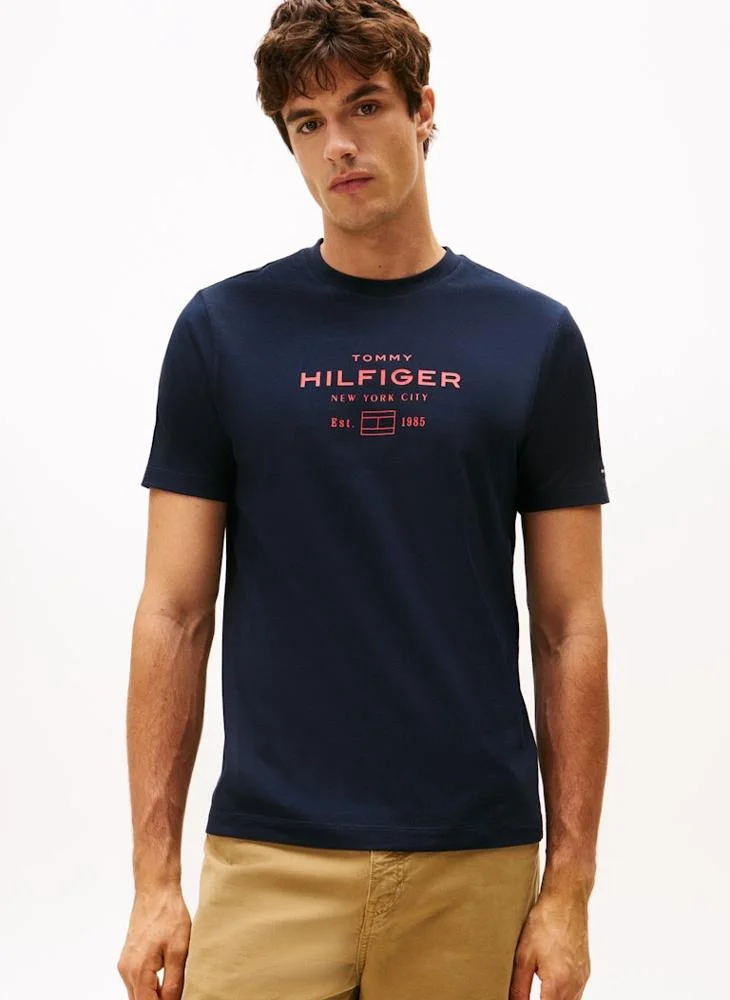TOMMY HILFIGER Graphic Logo Crew Neck T-Shirt