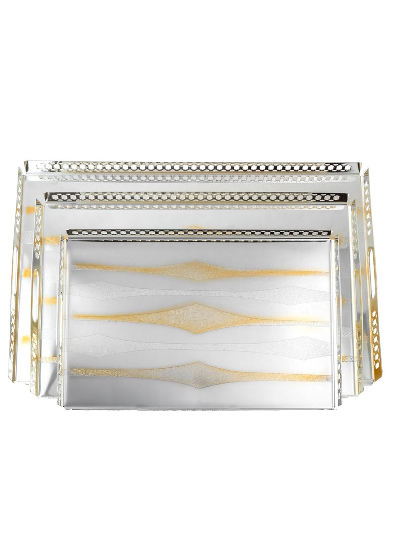Dania A set of 3 gilded metal trays of different sizes with a sophisticated and beautiful design, suitable for all presentations and occasions.  - Image 1