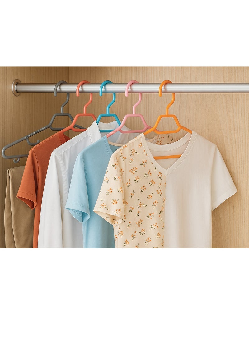 Multi-colored plastic hanger set - durable and lightweight design perfect for your closet - 680 - 6 pieces  - Image 2