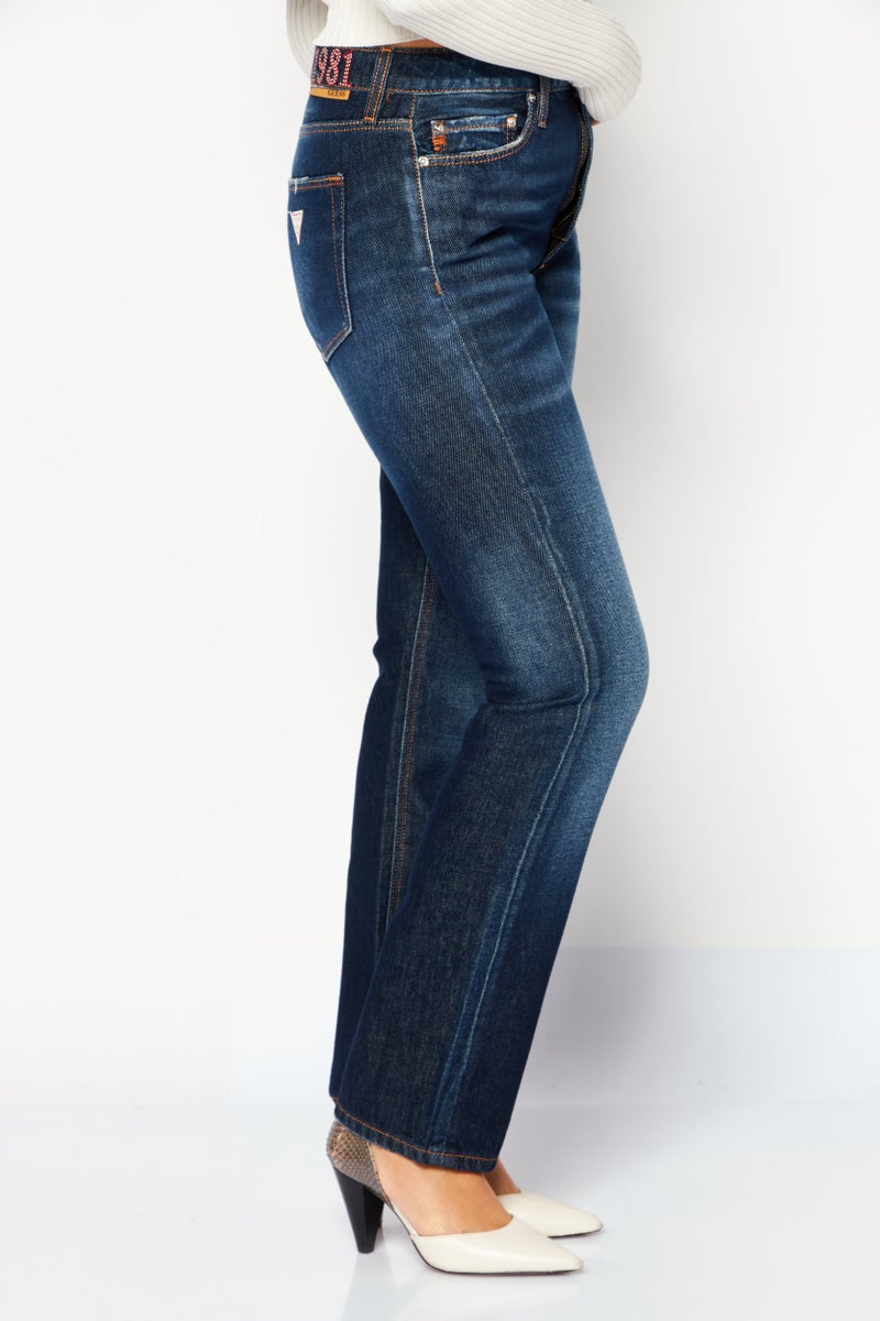 GUESS جينز نسائي بقصة مستقيمة وخصر عالي، غير قابل للتمدد، غامق الأزرق - Image 3