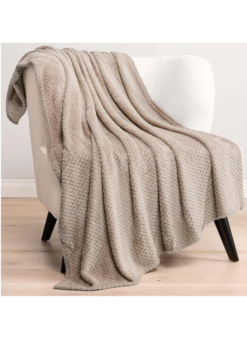 Donetella Soft Waffle Fleece Blanket King Size(200X240 CM) No Shed,No Pilling Plush Cozy Throw 300 GSM Lightweight Blanket For Bed, Couch , Chair , Sofa And Camping,Light Grey