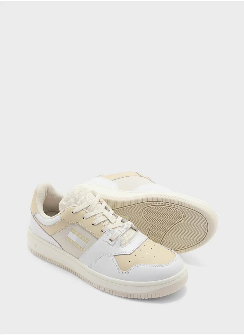 TOMMY JEANS Lace Up Low Top Sneakers