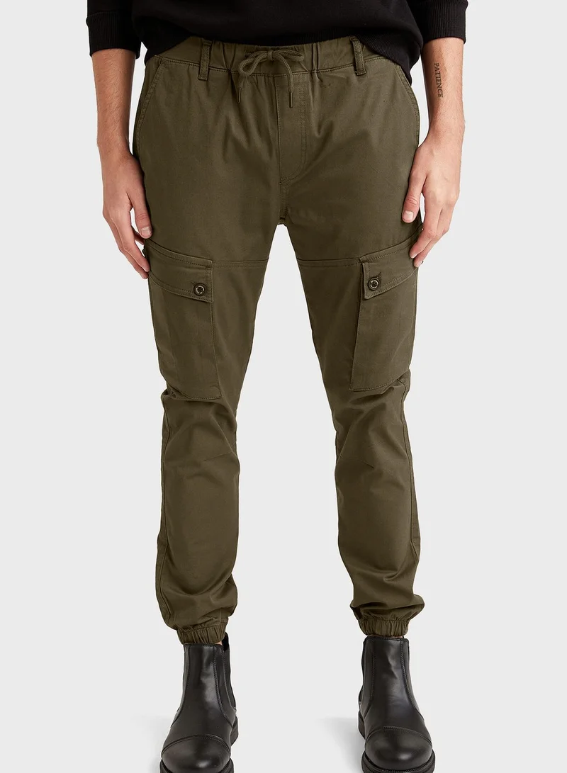 DeFacto Cuffed Cargo Pants