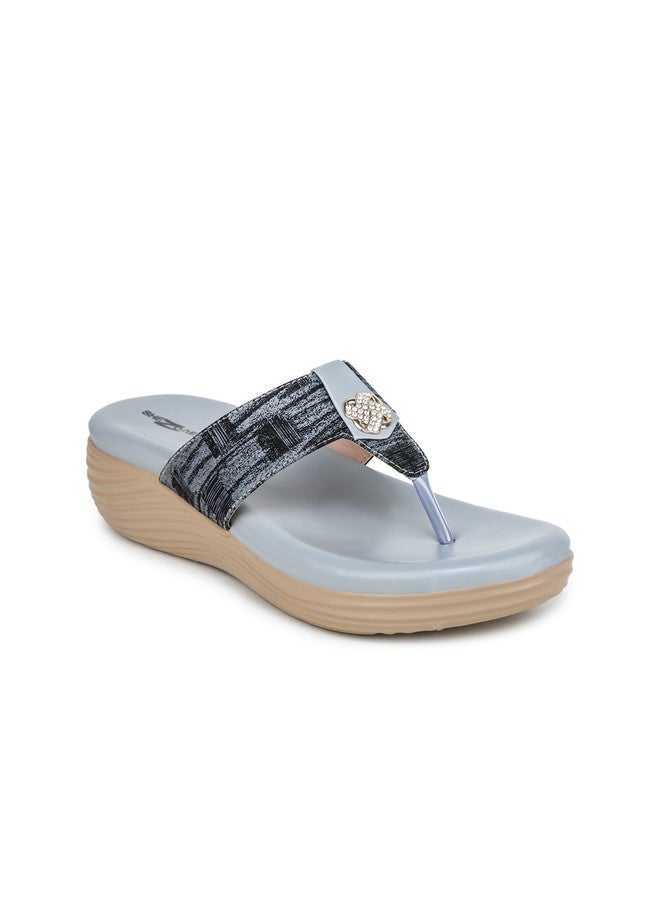 She Zone Comfort Sandals for Women in Grey - Image 2