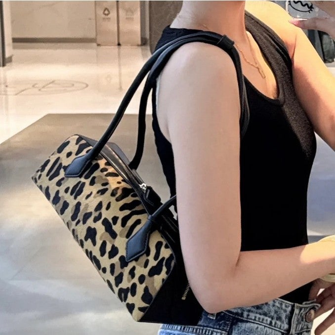Leopard Print Sausage Bag Fashion Bag New Suede Nubuck Leather Baguette Bag Genuine Leather Shoulder Armpit Bag - Image 5