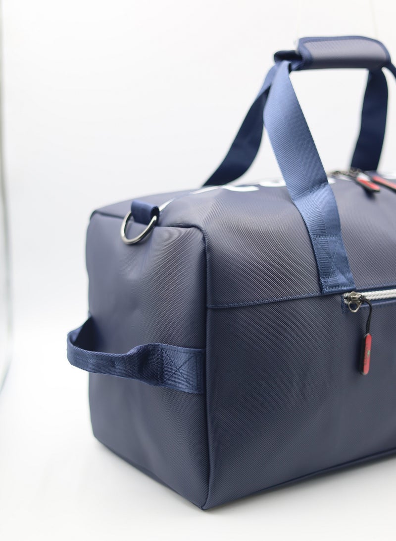 لاكوست حقيبة لاكوست كلاسيك للسفر - Image 4