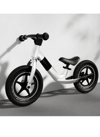 No Pedal Balance Bicycle for Kids 2 to 7 Years, Ultra Light Toddler Training Bike Includes Adjustable Padded Seat, Grips & Flat-Free Tires for Easy Learning - pzsku/Z4421C6B9116700BDA354Z/45/_/1695056505/f8e58174-bbb6-43d6-aad3-539e9730130a