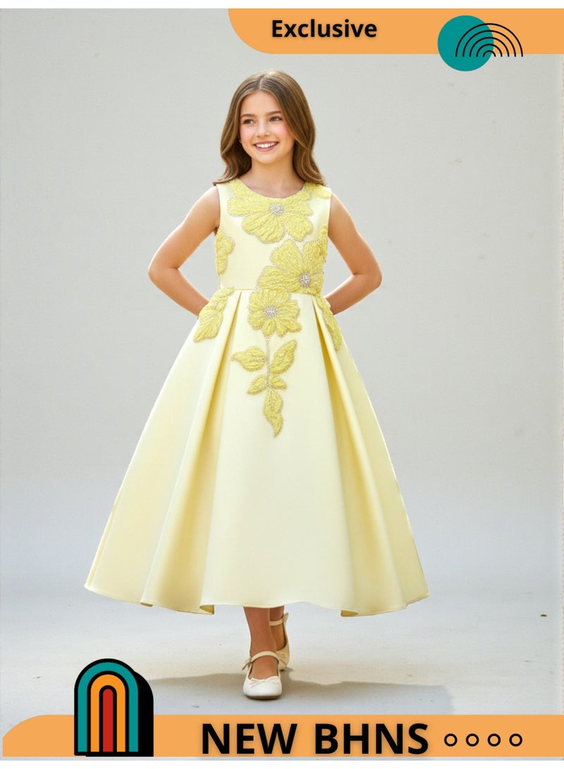 BHNS Elegant puffy evening dresses for children, perfect for parties and special occasions. These dresses are suitable for girls' weddings, celebrations, and holidays. Available in white, yellow, pink, and lemon hues. Beautiful Eid dresses for all occasions. Dresses for ages 2 to 15. Elegant and beautiful dresses for girls aged 2 to 15. Girls' sets with trains and puffy skirts. Suitable for evening parties, summer wear, short dresses, and long dresses. Brand name. - Image 2