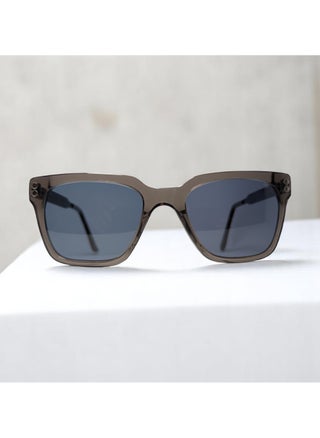 Authentic Armando Cavelli sunglasses, crafted from carefully selected premium acetate for a luxurious look and longevity with extensive use. This model combines modernity and classic style, with a raw grey acetate front and blue -plated metal temples to complete your luxury look. Comes with premium polymer lenses offer UV400 protection in a grey - pzsku/Z44228DB70CCFA56EE3DDZ/45/1747426127/a3cd4ca1-3364-4311-a2cd-d89b87ee21d1