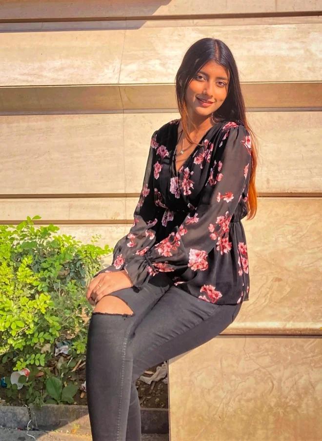 ساسافراس Floral Print Black Georgette Wrap Top for Women